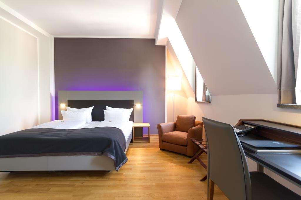 Qube Bahnstadt Hotel 4*